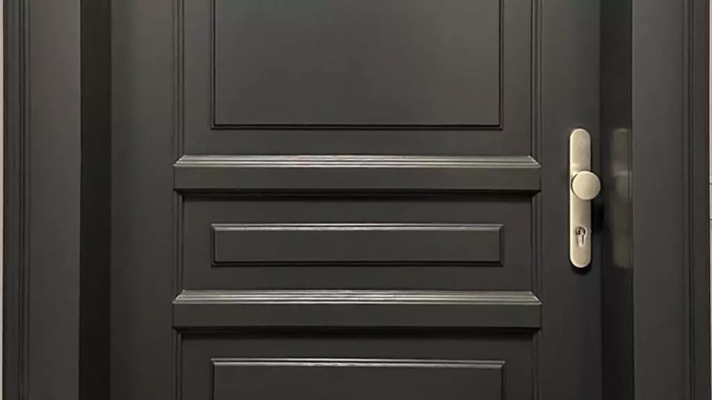 Nobelwerk Wohnungseingangstueren.jpg | Nobelwerk, Kastenfenster, maßgefertigte Fenster, Fenster Wien, Altbau-Sanierung, Holz-Alu Fenster, Türen, Fensterbau, Energiesparfenster, hochwertige Fenster